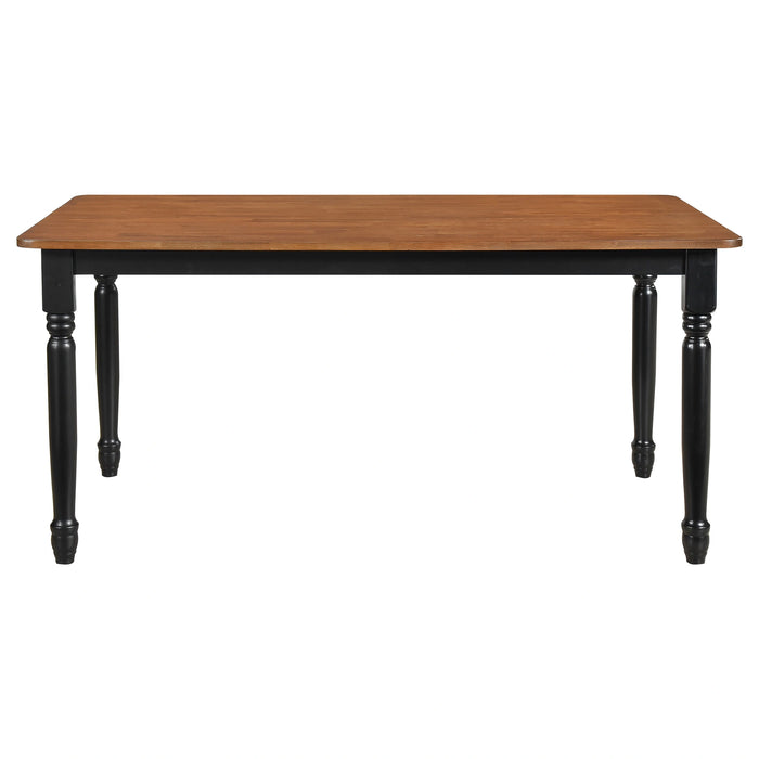 Hollyoak Dining Set