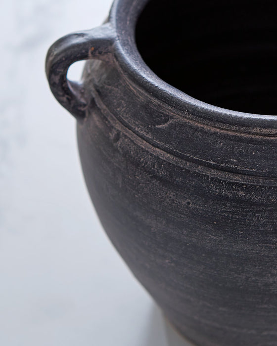 Meadie Vase - Furniture House (Dover,NJ)