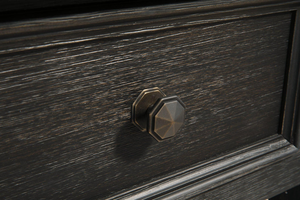 Tyler Creek Table Set - Furniture House (Dover,NJ)