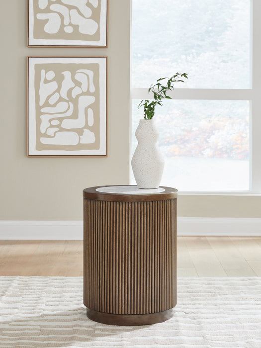 Hadonna End Table - Furniture House (Dover,NJ)